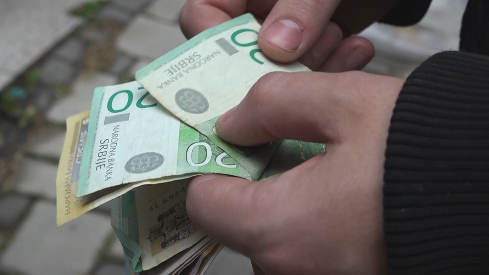 SHBA i kerkon Kosoves te rishqyrtoje vendimin per dinarin